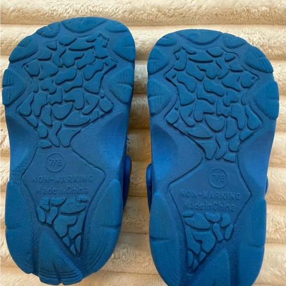 Spider-Man Blue Kids Clogs - Picture 2 of 2